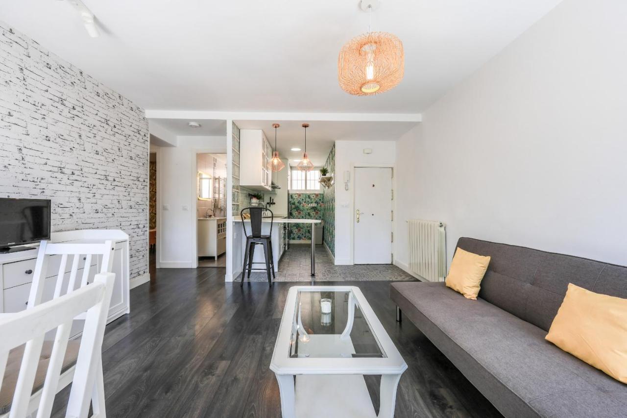 Apartamento Para 5 Personas Cerca De Ifema Y Aeropuerto Alquiler Temporal Madrid Exterior photo
