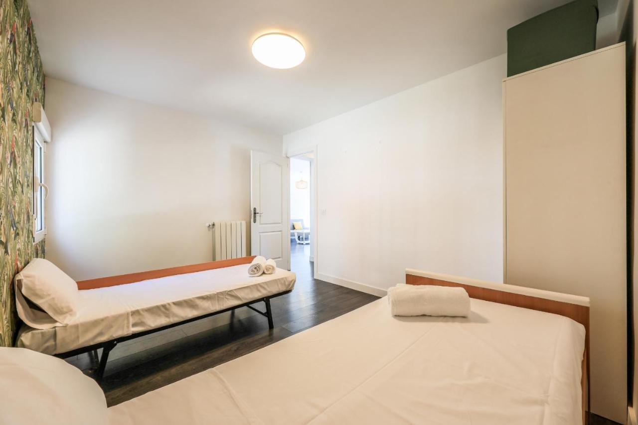 Apartamento Para 5 Personas Cerca De Ifema Y Aeropuerto Alquiler Temporal Madrid Exterior photo